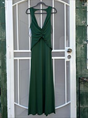 Frederica Plunge Maxi Dress Forest
Green